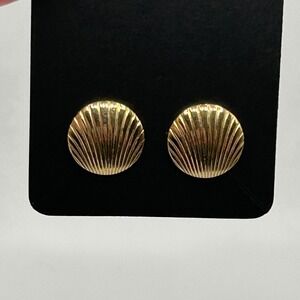 Gold Tone Round Stud Earrings Textured‎ Shell Classic Minimalist Fashion Jewelry